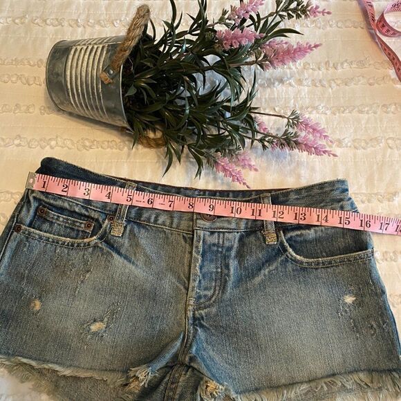American Eagle Shorts Gingham print on inside pockets Jean Button Up Frayed  2 - Picture 5 of 6